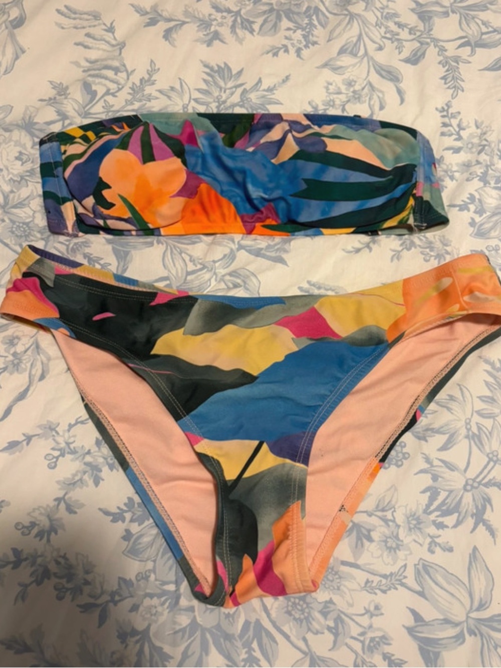 Women’s Multicolor Bandeau Bikini Set - Floral Print